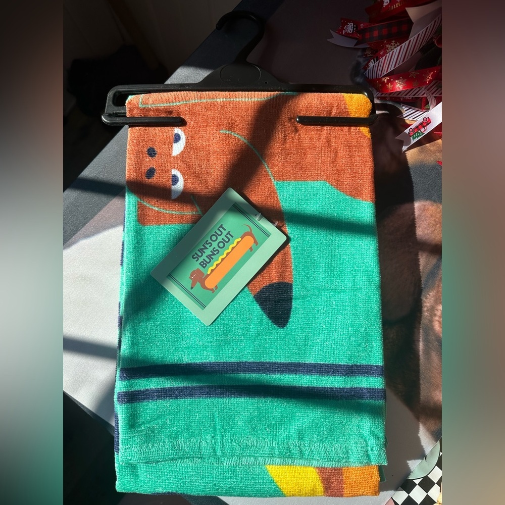 NEW Teal Dachshund Hot Dog Beach Towel - Picture 2 of 5